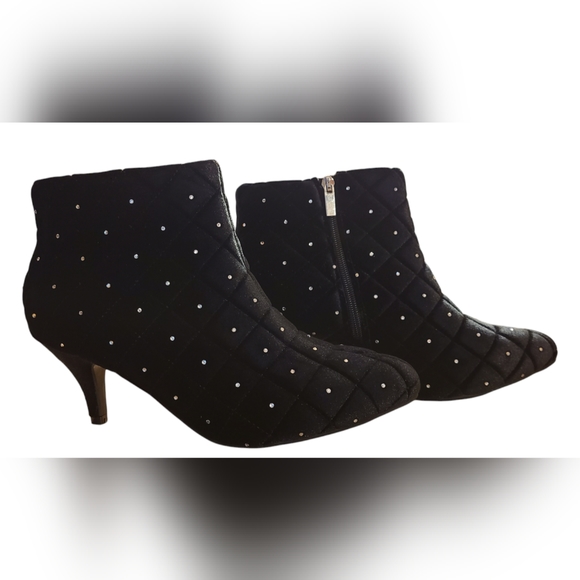 NWOB Ccomfort size 11W black booties - Picture 1 of 16